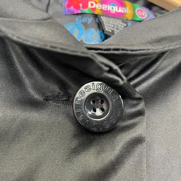 Desigual Black Satin Trench Coat Floral Hem EU 44 US 10/12‎ - Picture 5 of 16